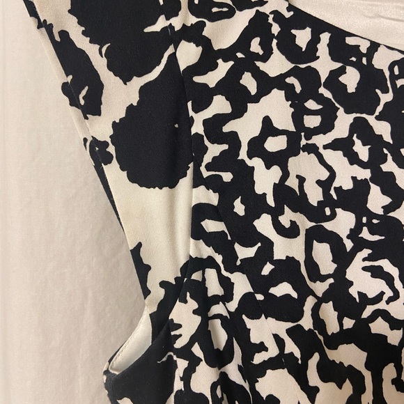 French Connection Dress - Size 6 - Picture 9 of 9